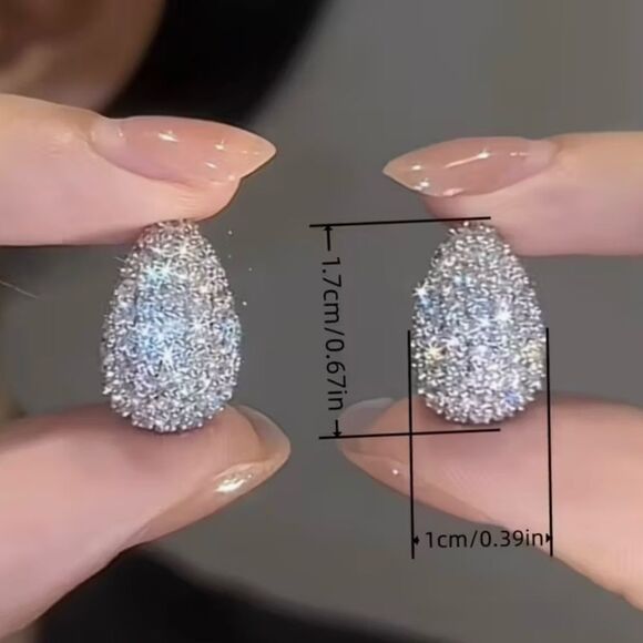 ✨ New Swarovski Crystal teardrop pierced earrings ✨Sellers pick - Picture 3 of 9